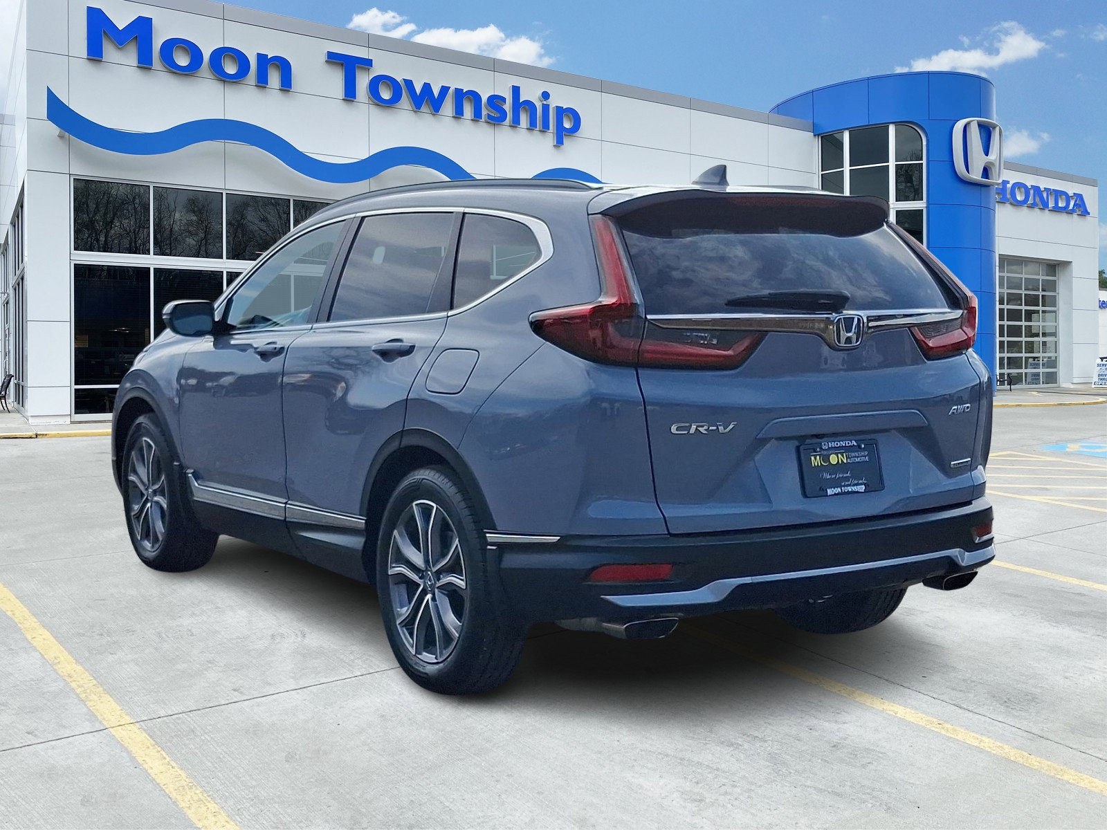Used 2022 Honda CR-V Touring image 4