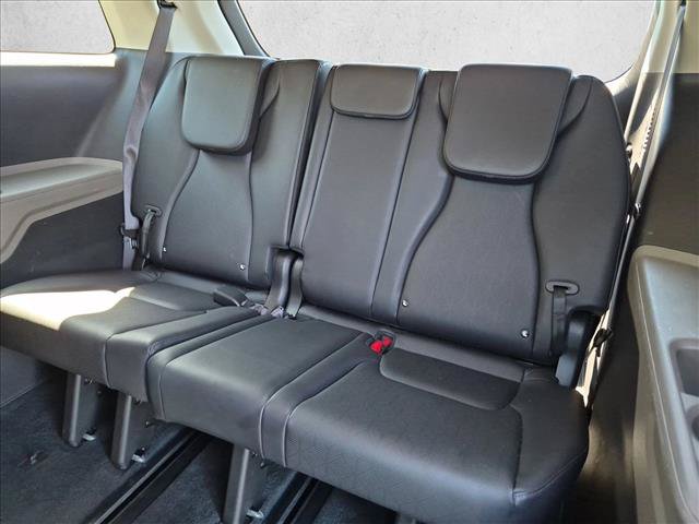 Used 2026 Kia Carnival FWD image 20