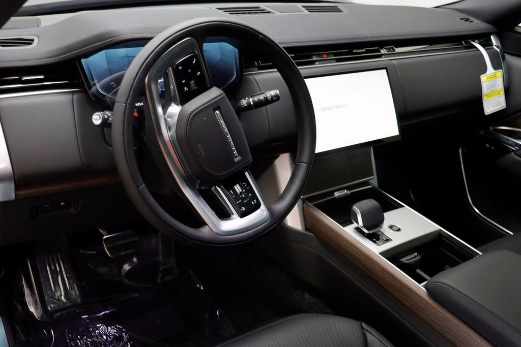 New 2025 Land Rover Range Rover SE AWD/4WD image 8