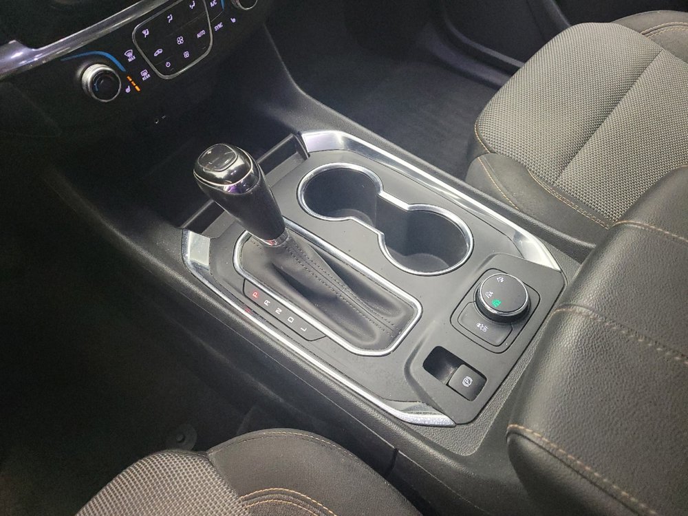 Used 2020 Chevrolet Traverse LS image 26