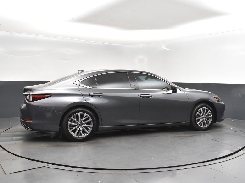 Used 2024 Lexus ES 350 image 8