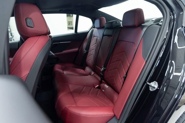 New 2026 BMW 530i xDrive image 24