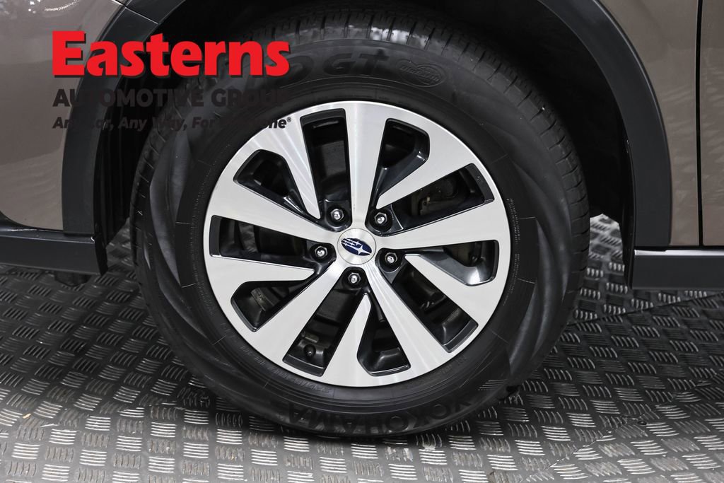 Used 2022 Subaru Outback Premium image 31