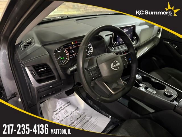 Certified 2025 Nissan Rogue SV image 12