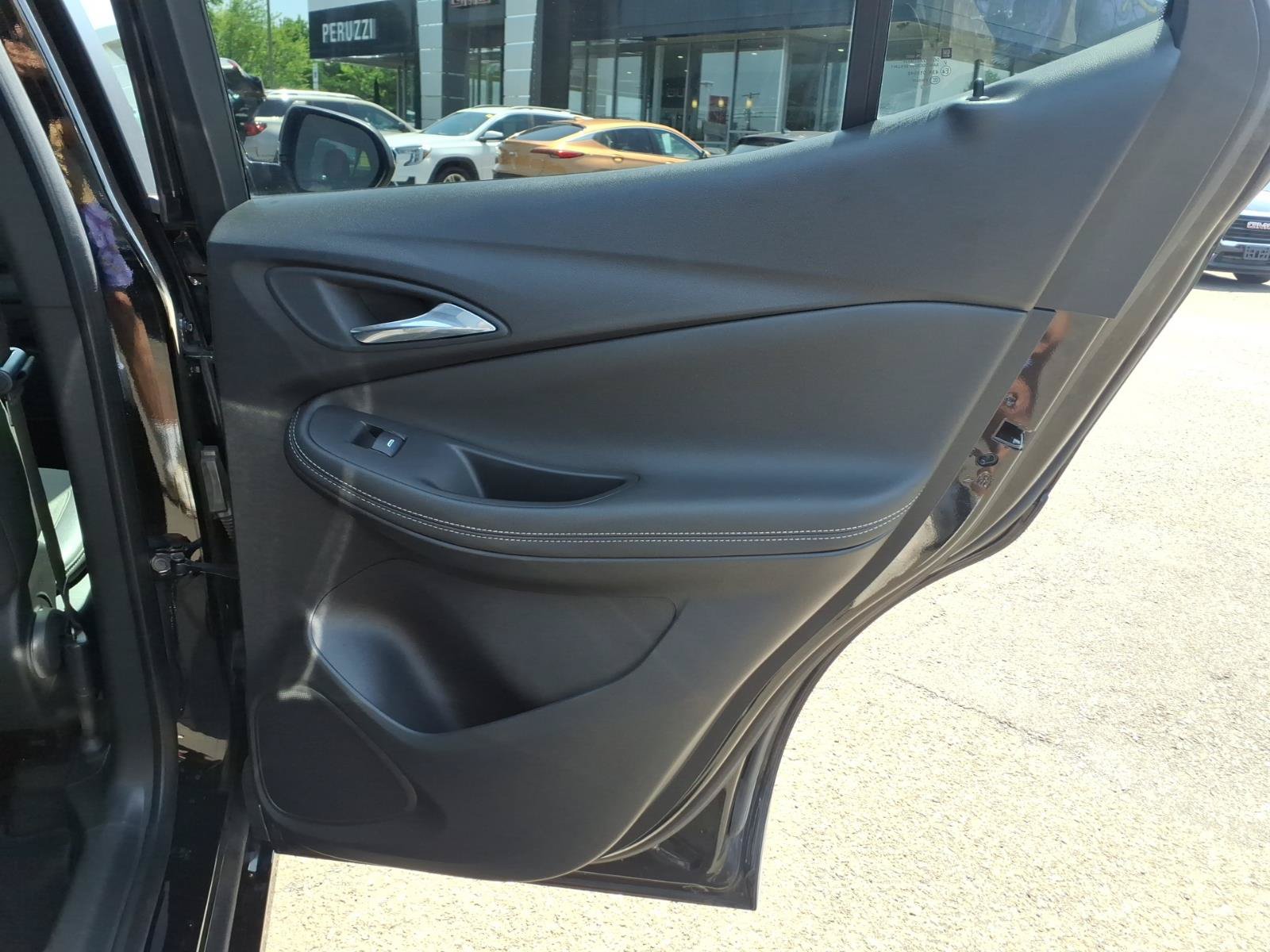 Certified 2023 Buick Encore GX Select w/ Sport Touring Package FWD image 27