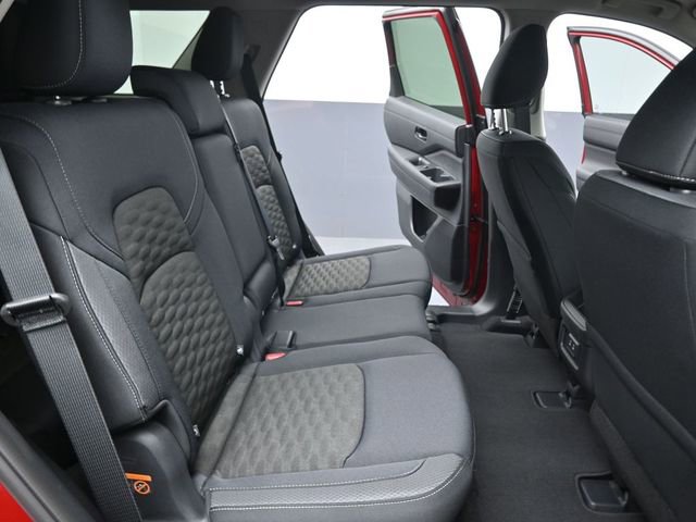 New 2026 Nissan Pathfinder SV image 29