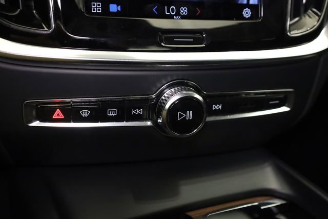 Used 2024 Volvo S60 B5 Plus image 23