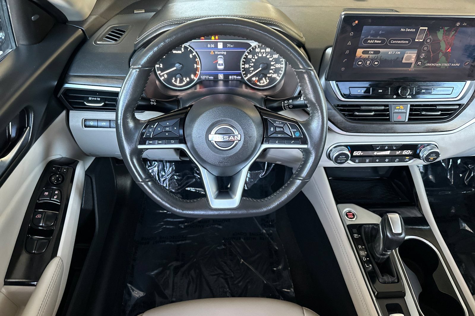 Used 2024 Nissan Altima 2.5 SL FWD image 15