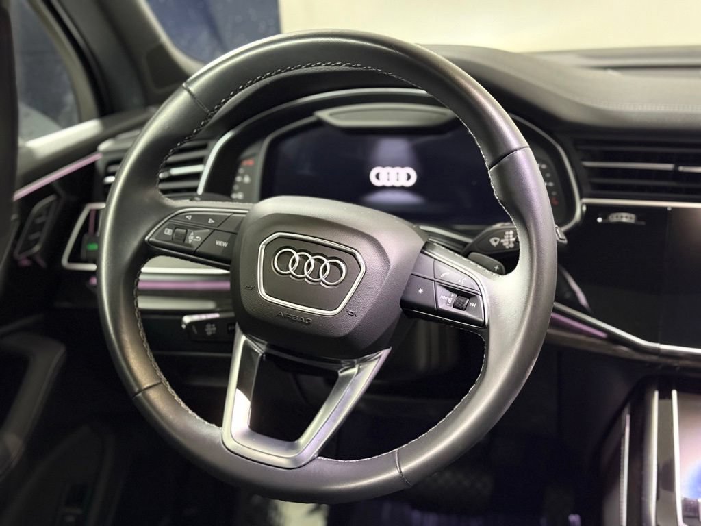 Used 2025 Audi Q7 3.0T Premium Plus AWD/4WD image 12