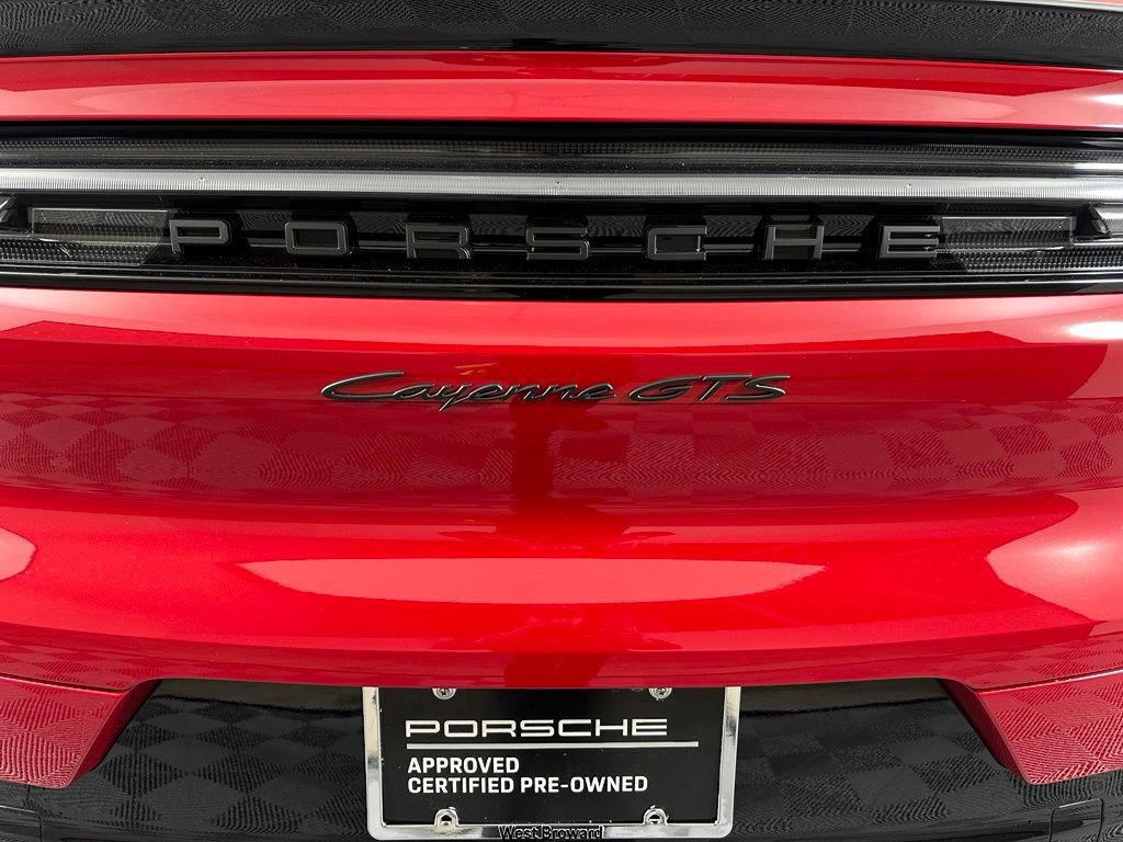 Certified 2026 Porsche Cayenne GTS AWD/4WD image 14