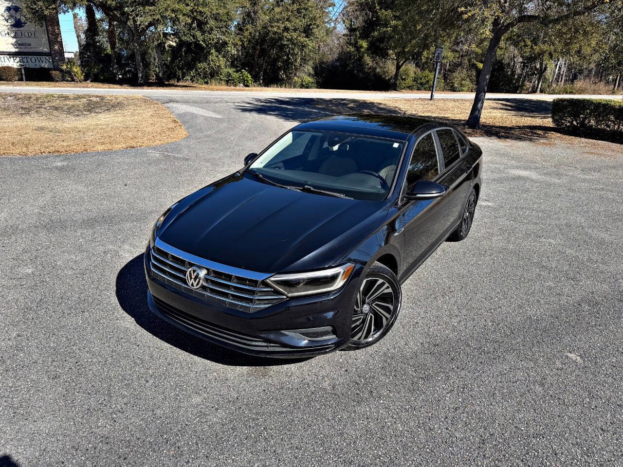 Used 2019 Volkswagen Jetta SEL Premium image 26
