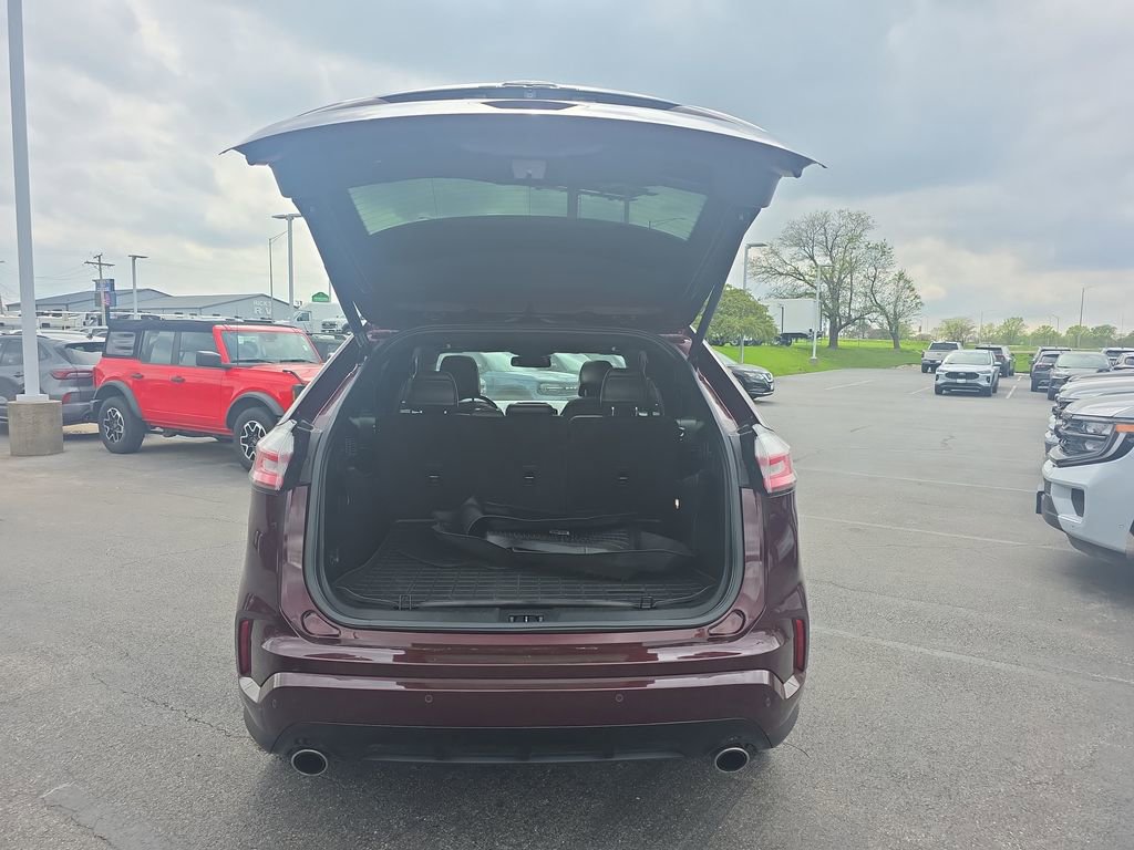 Certified 2021 Ford Edge ST-Line AWD/4WD image 10