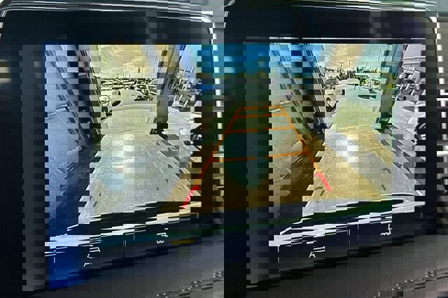 Used 2023 Chevrolet Suburban LT AWD/4WD image 23