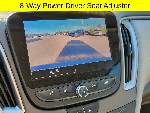 Used 2025 Chevrolet Malibu LT FWD image 16