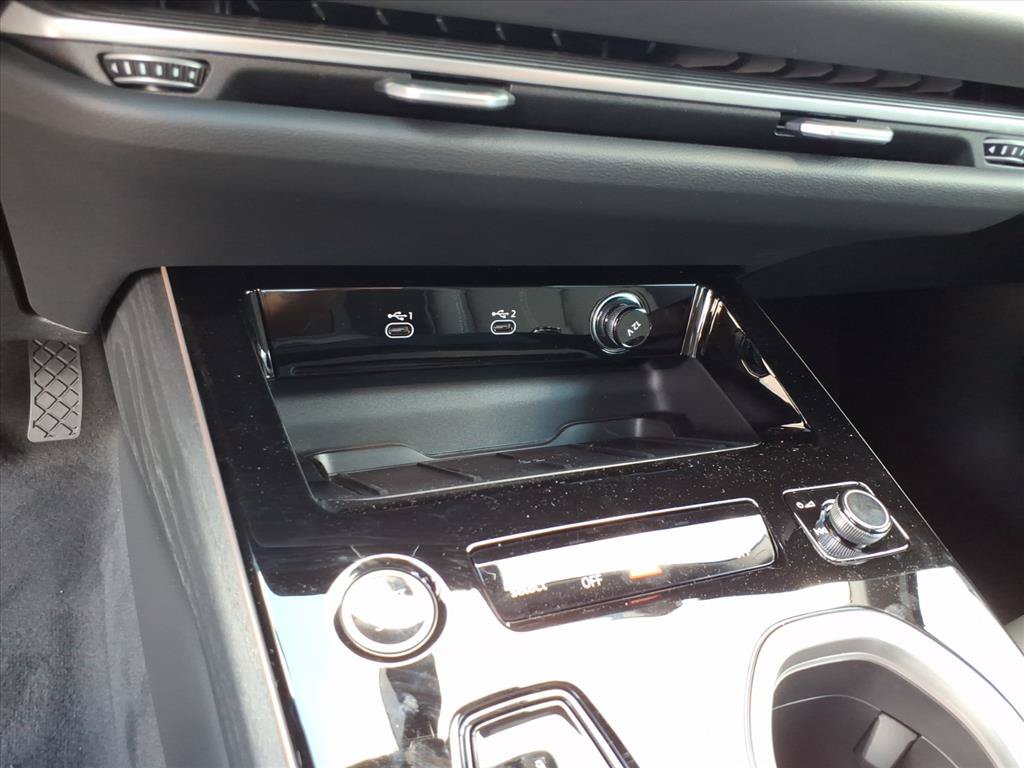 New 2026 Audi A6 Premium Plus AWD/4WD image 18