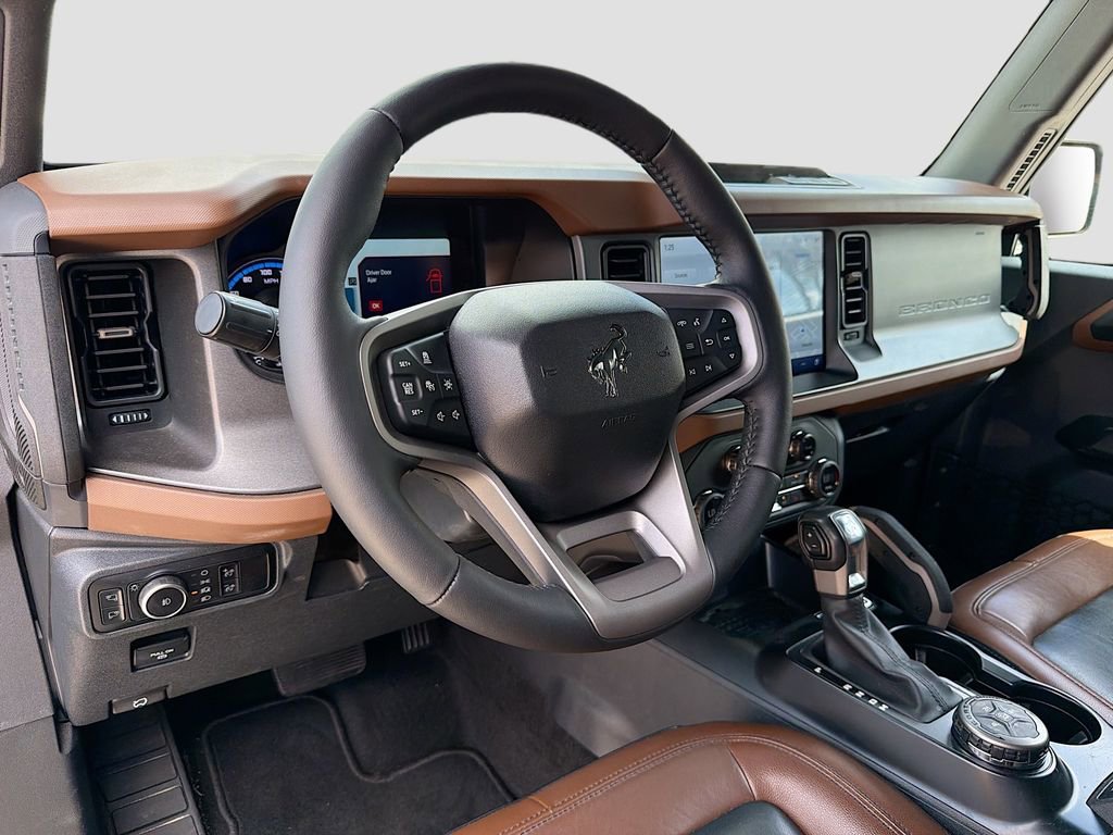 Used 2024 Ford Bronco Outer Banks image 29