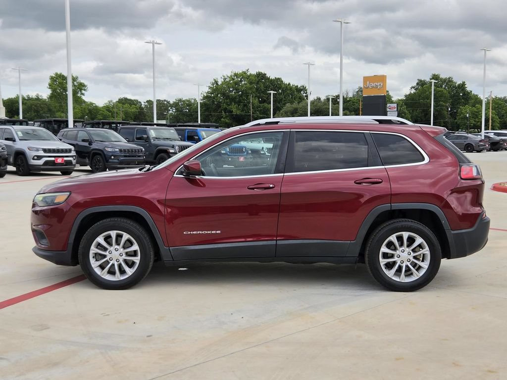 Used 2019 Jeep Cherokee Latitude w/ Popular Appearance Group FWD image 5