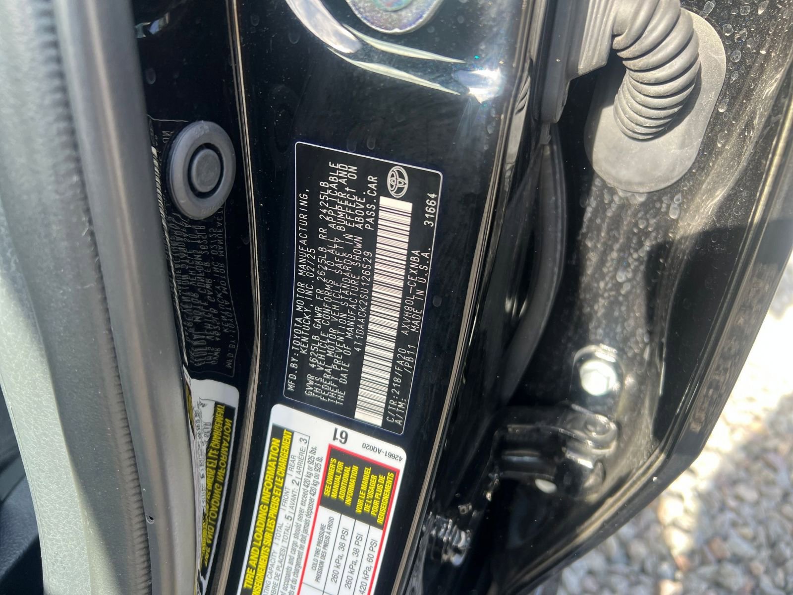 Used 2025 Toyota Camry LE image 28