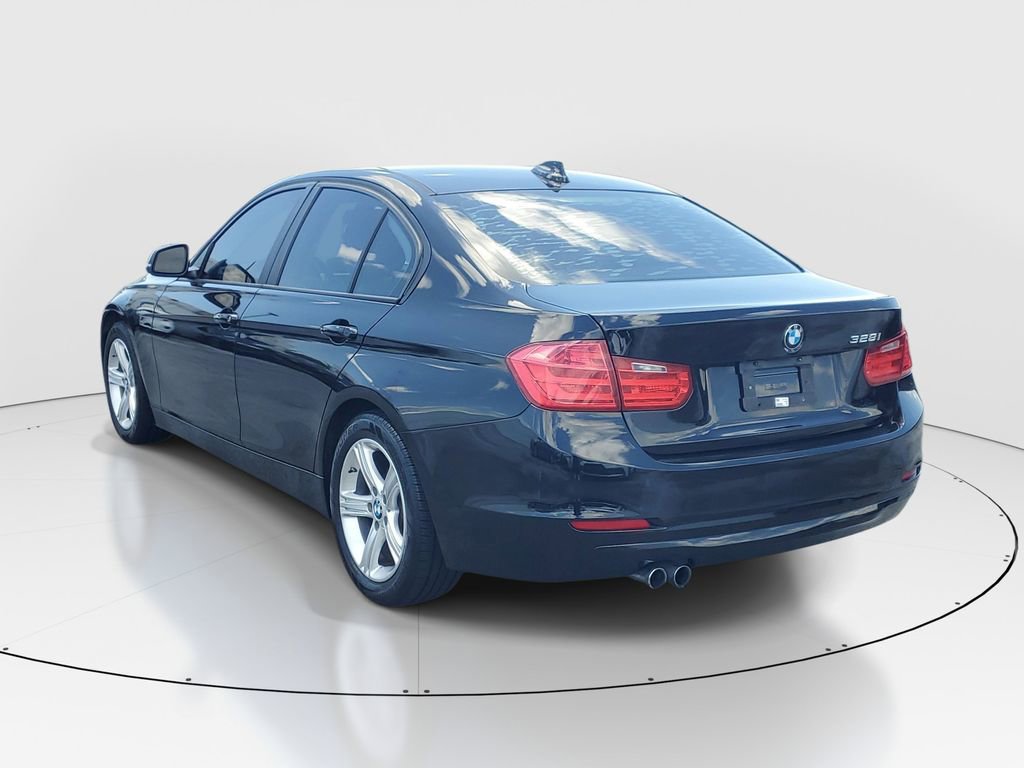 Used 2015 BMW 328i Sedan RWD image 5