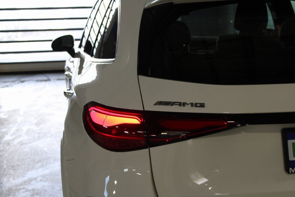 Used 2024 Mercedes-Benz GLC 43 AMG 4MATIC image 41