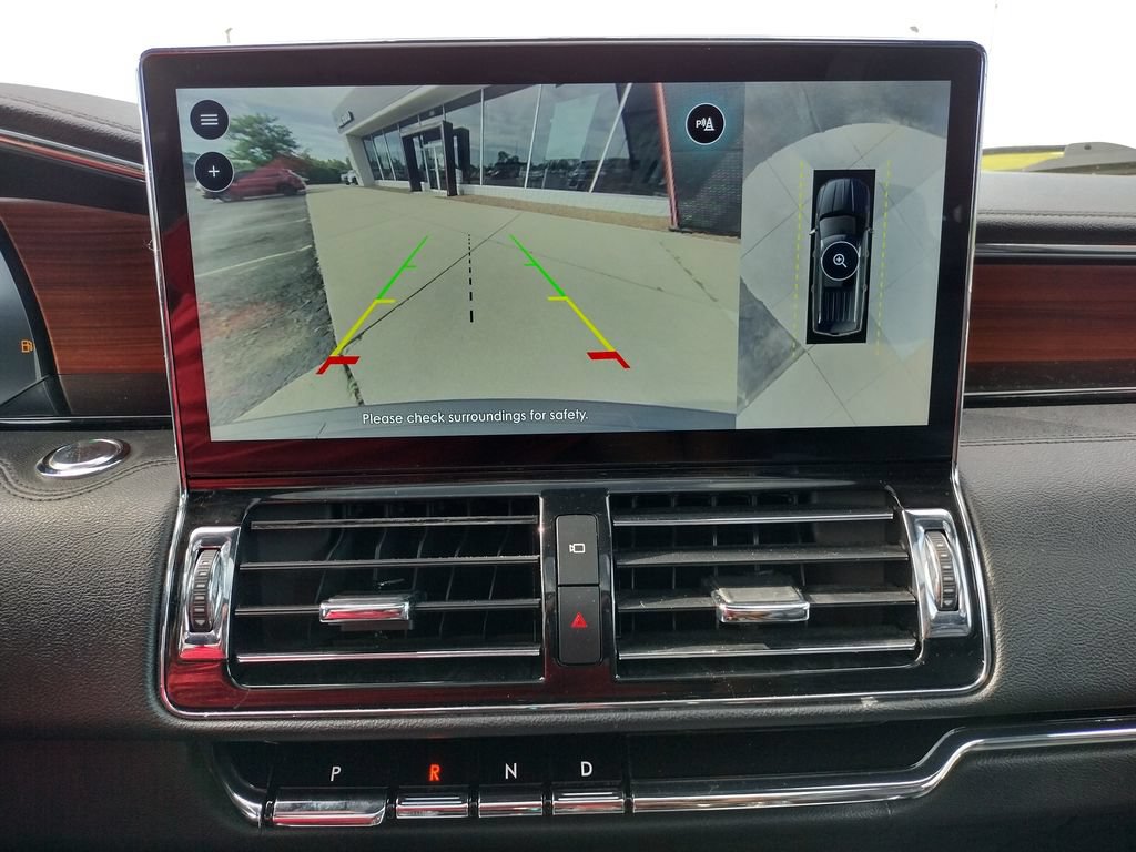 Used 2022 Lincoln Navigator Reserve AWD/4WD image 4