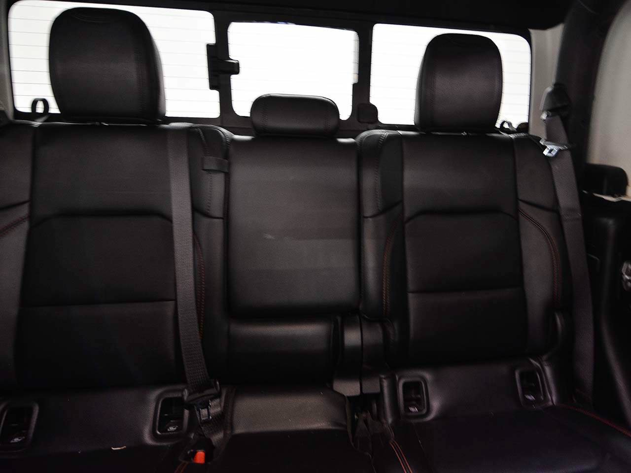Used 2020 Jeep Gladiator Rubicon AWD/4WD image 10