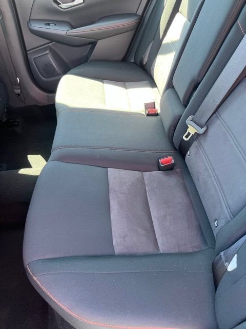 Used 2025 Nissan Sentra SR FWD image 10