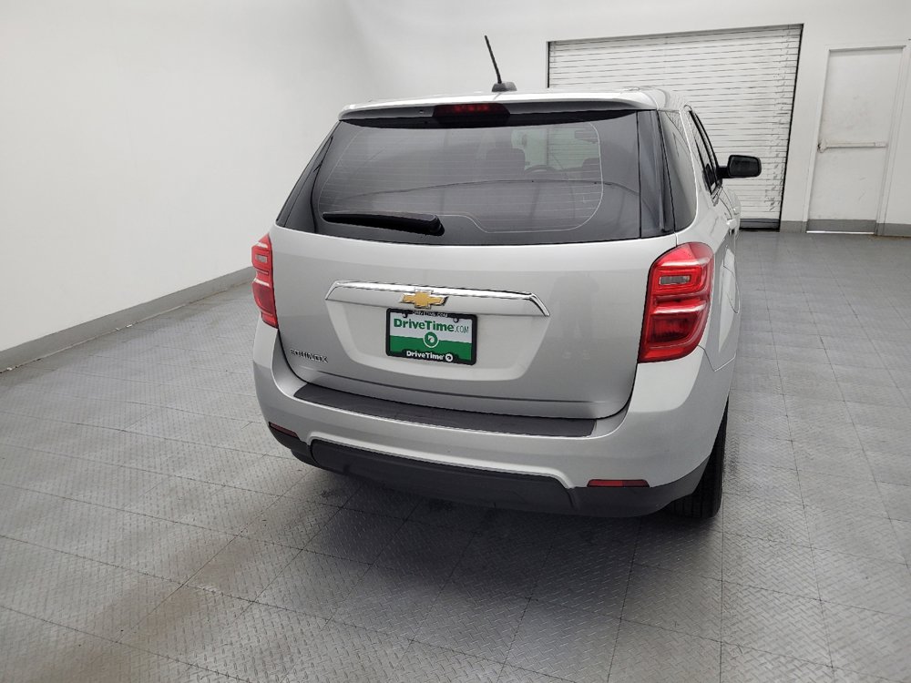Used 2017 Chevrolet Equinox LS FWD image 7