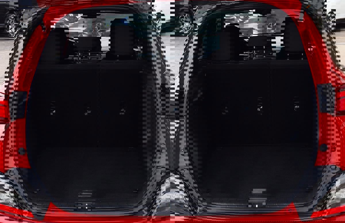 Used 2022 Hyundai Kona N Line w/ Tech Package image 27