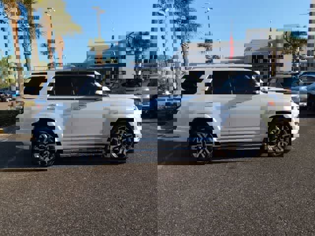 Used 2024 Toyota 4Runner Limited image 8