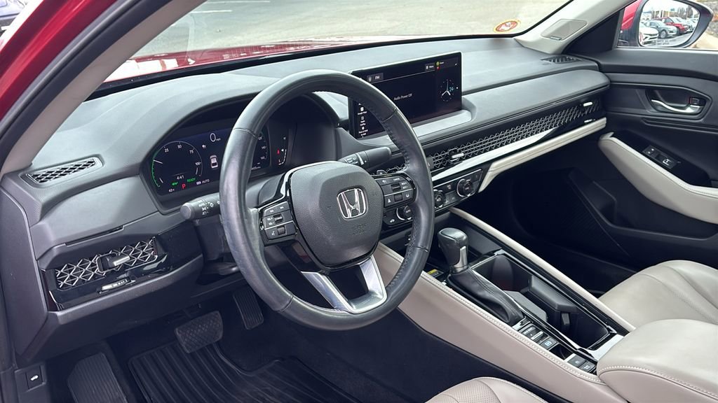 Used 2023 Honda Accord Touring image 26