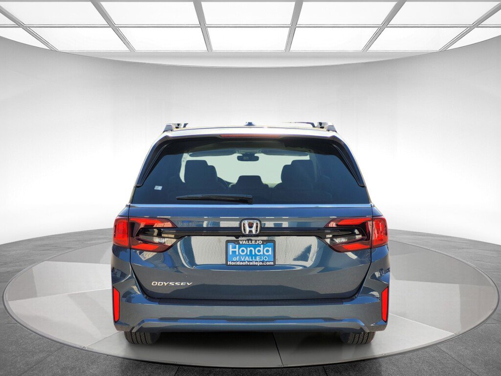 New 2026 Honda Odyssey EX-L image 4
