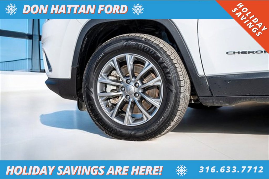 Used 2022 Jeep Cherokee Latitude Lux image 38