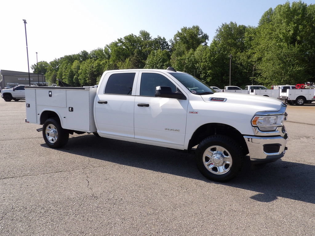 Used 2022 RAM 3500 Tradesman w/ Chrome Appearance Group AWD/4WD image 10