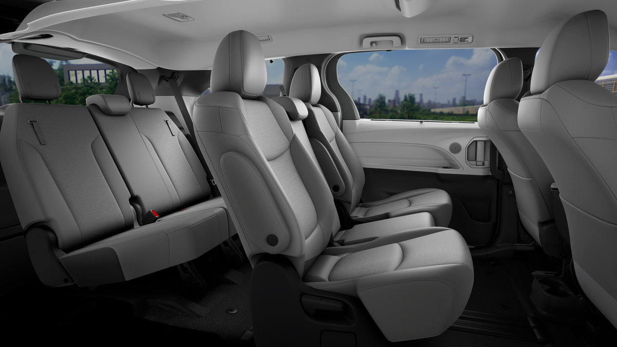 New 2026 Toyota Sienna LE FWD image 21