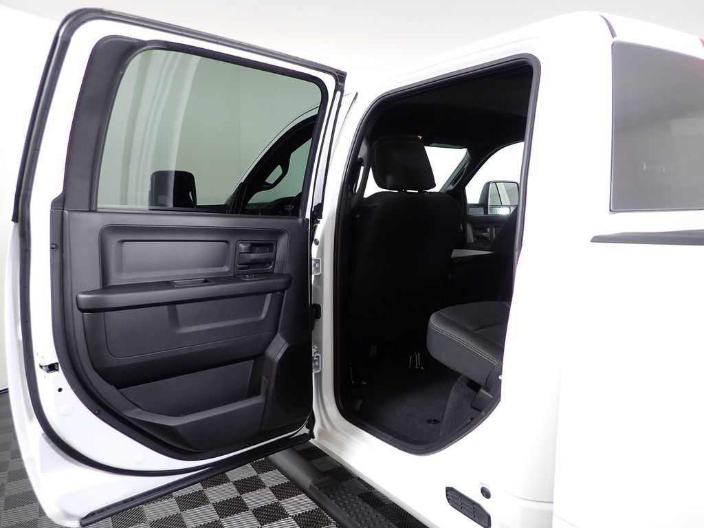 New 2026 RAM 2500 Tradesman AWD/4WD image 31