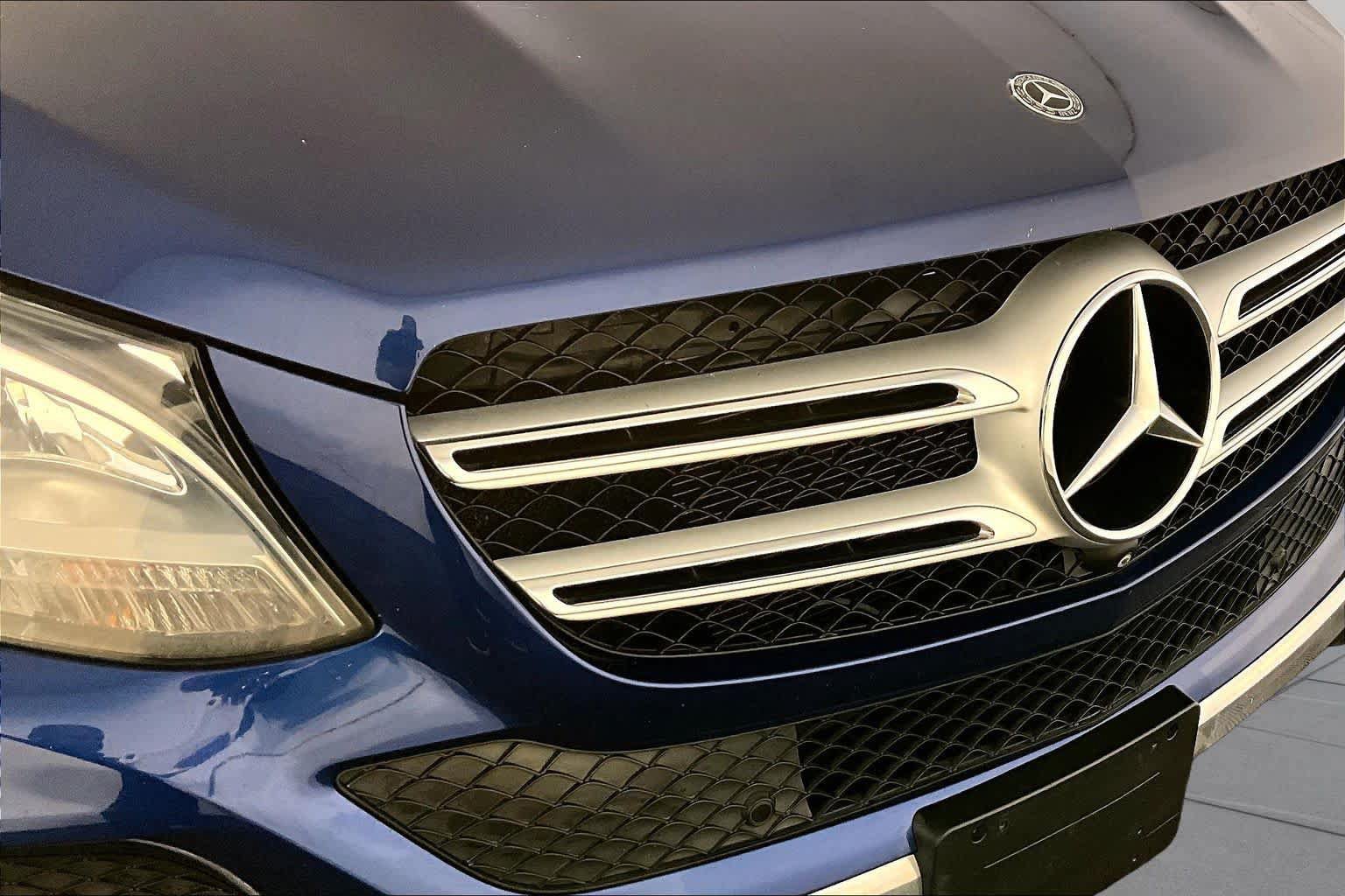 Used 2018 Mercedes-Benz GLE 350 4MATIC image 32