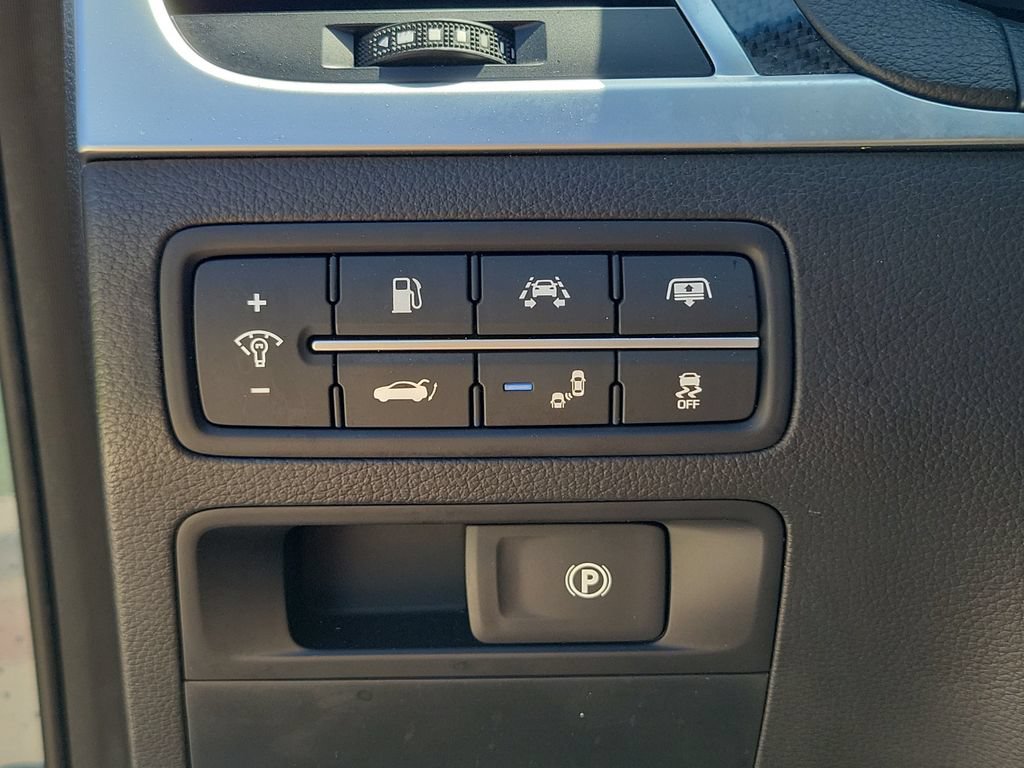 Used 2018 Genesis G80 3.3T Sport AWD/4WD image 24