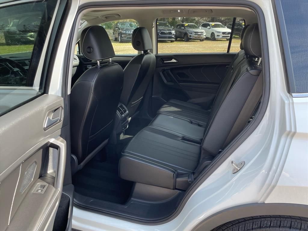 Used 2022 Volkswagen Tiguan SE image 21