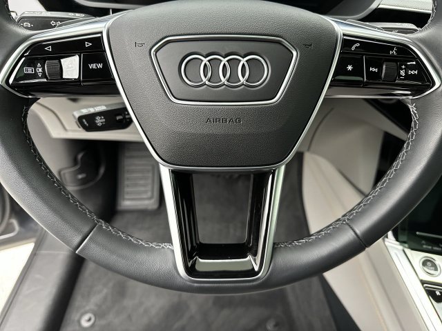 Certified 2024 Audi Q8 e-tron Premium Plus w/ Prestige Package AWD/4WD image 13