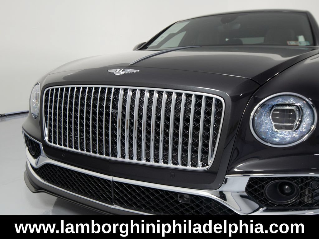 Used 2024 Bentley Flying Spur V8 AWD/4WD image 41