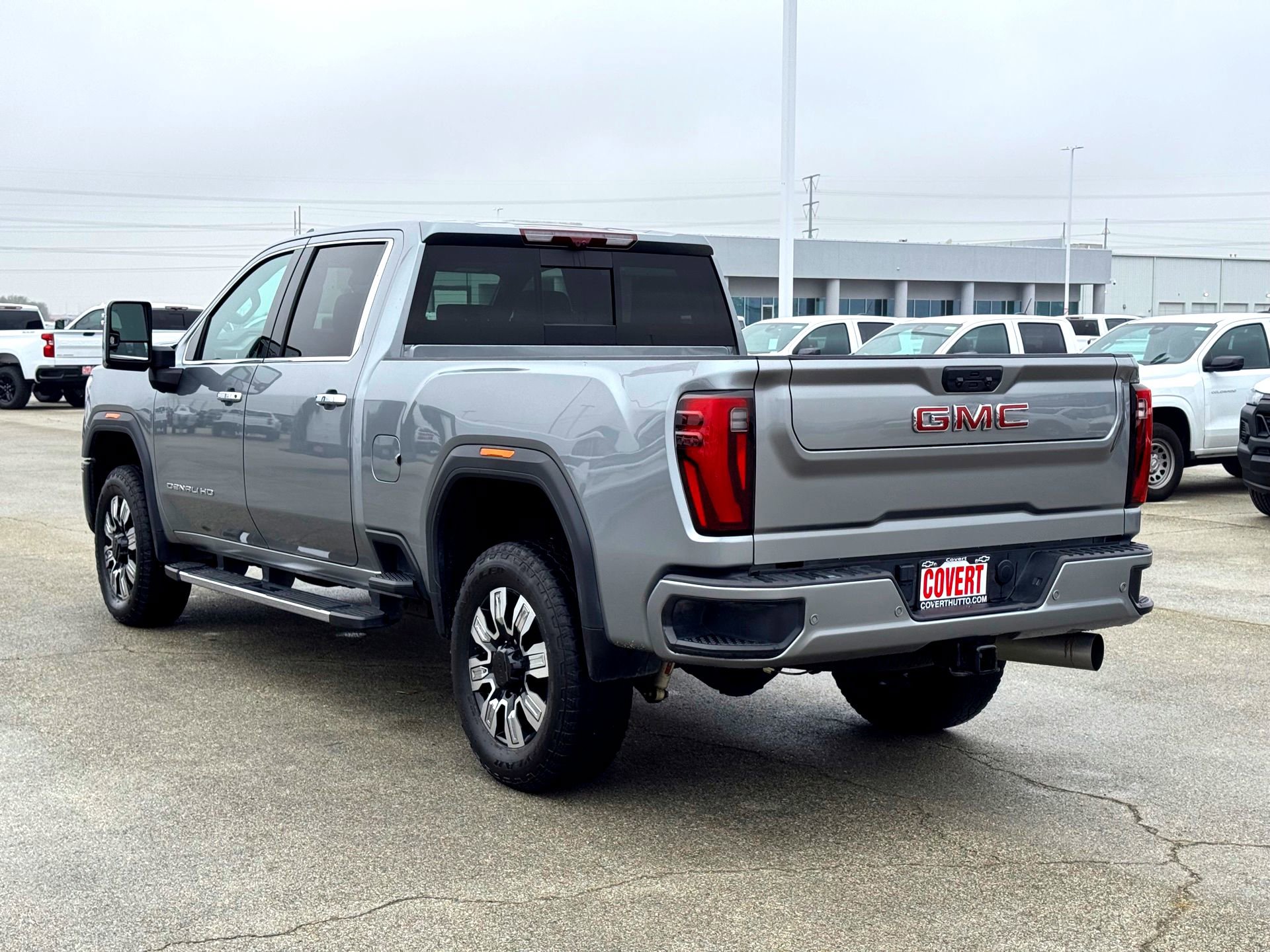Used 2024 GMC Sierra 2500 Denali w/ Denali Reserve Package image 9