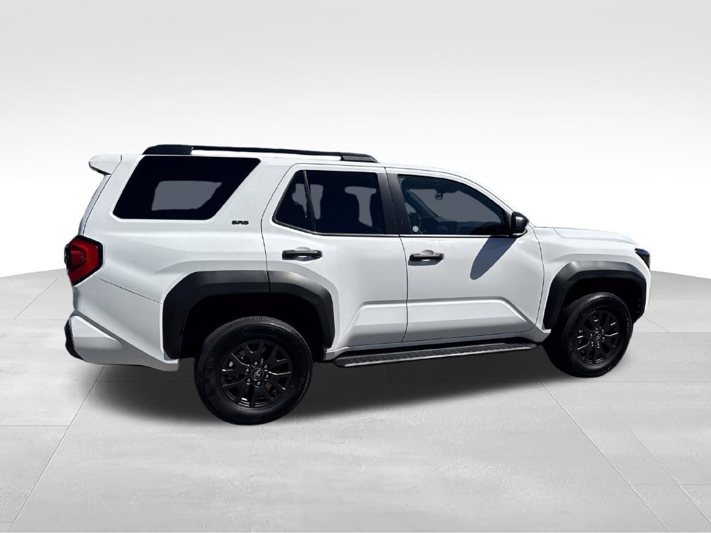Used 2025 Toyota 4Runner SR5 AWD/4WD image 3