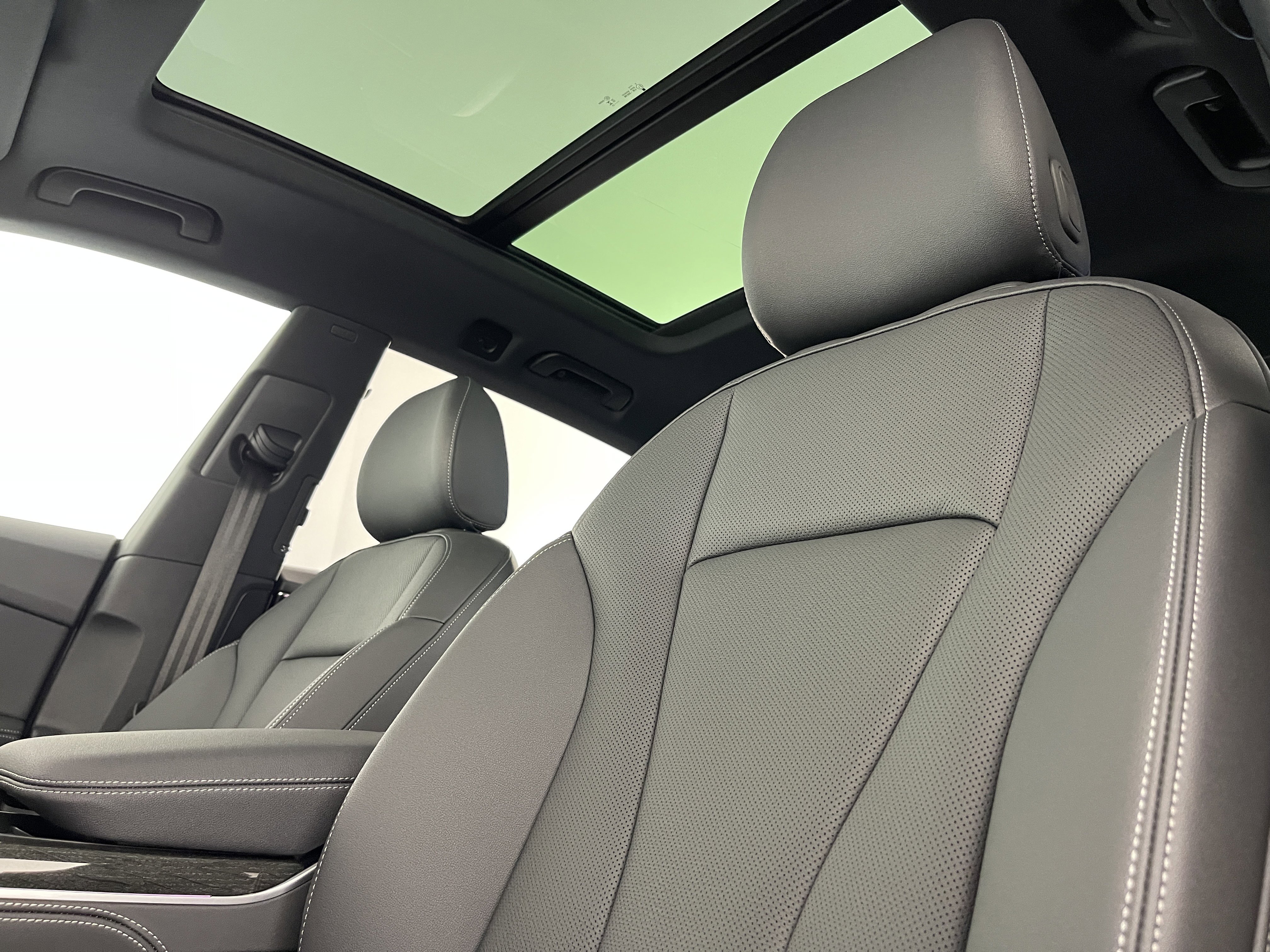 New 2025 Audi Q8 Premium Plus image 23