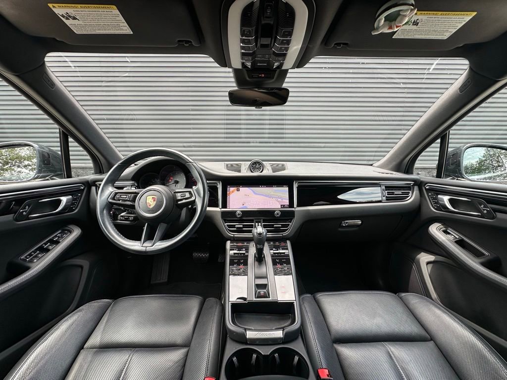 Certified 2023 Porsche Macan S AWD/4WD image 6