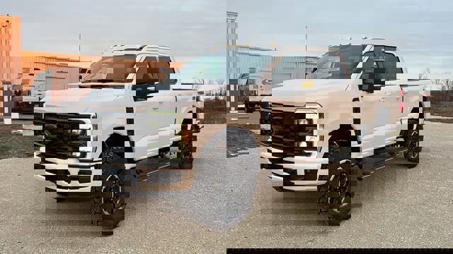 New 2026 Ford F350 Lariat w/ Tremor Off-Road Package image 2