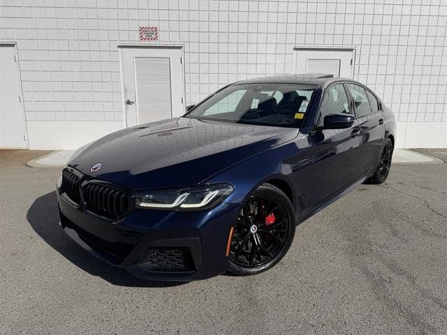 Used 2022 BMW M550i xDrive w/ Premium Package image 1