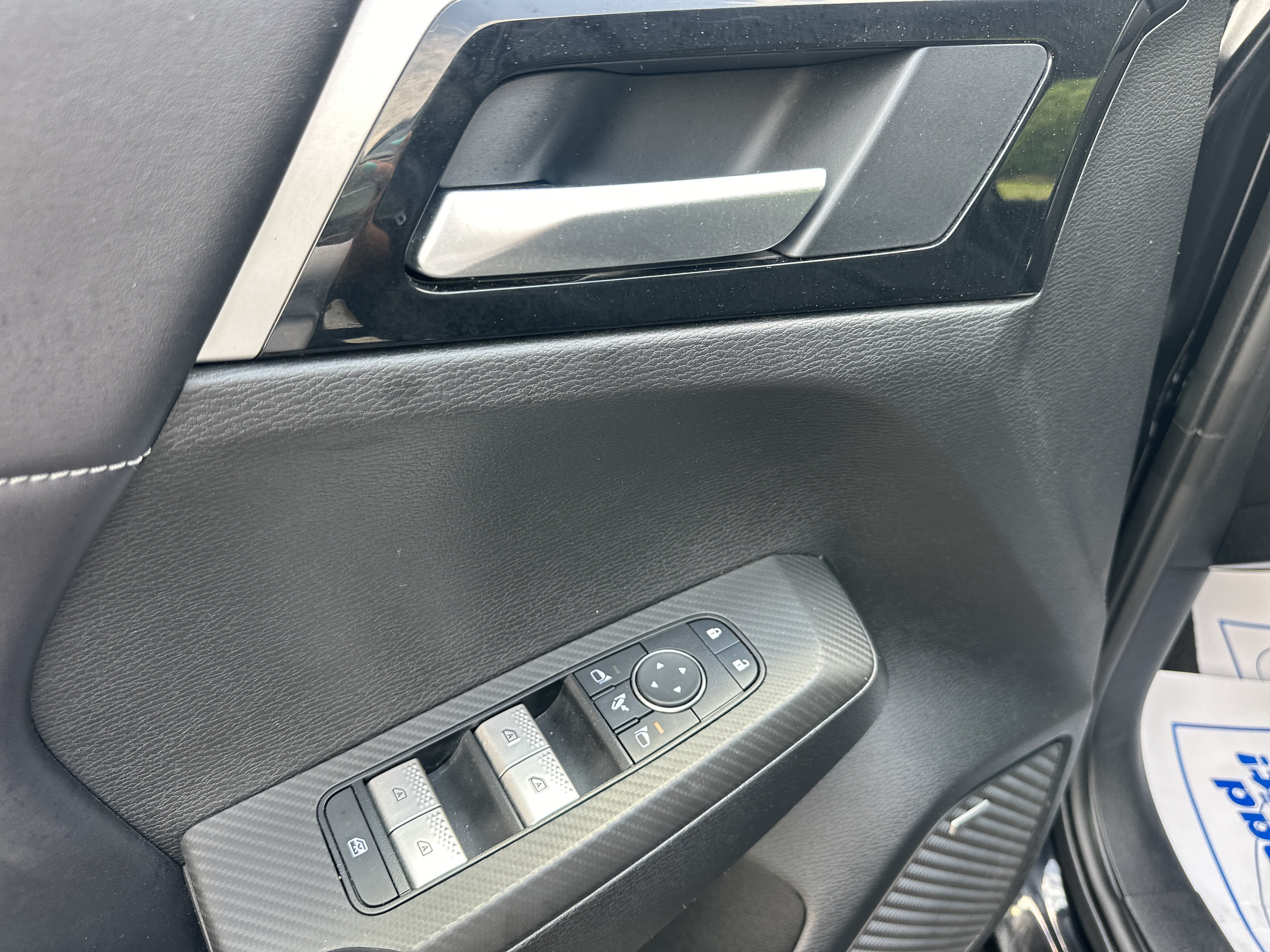 Used 2025 Mitsubishi Outlander SE AWD/4WD image 17