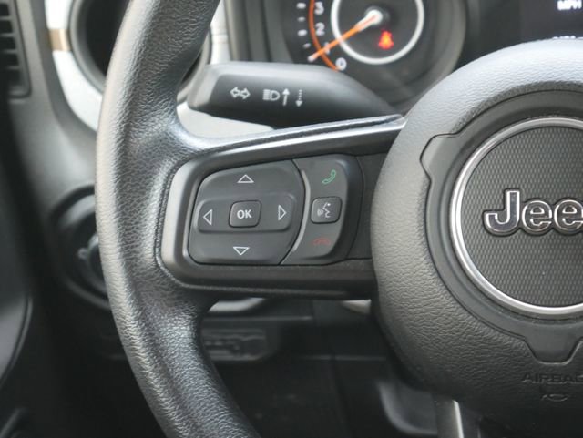 Used 2025 Jeep Wrangler Sport AWD/4WD image 14