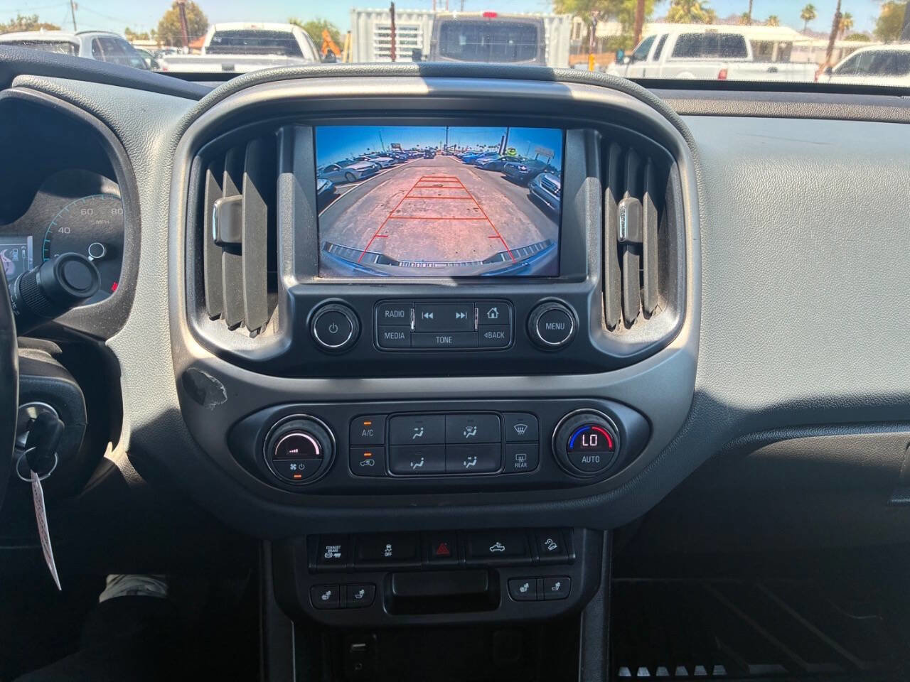 Used 2017 Chevrolet Colorado Z71 AWD/4WD image 25